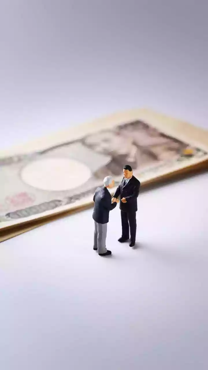 Helped by slower refunds, net direct tax collection grows 8% to Rs 17.04 lakh cr