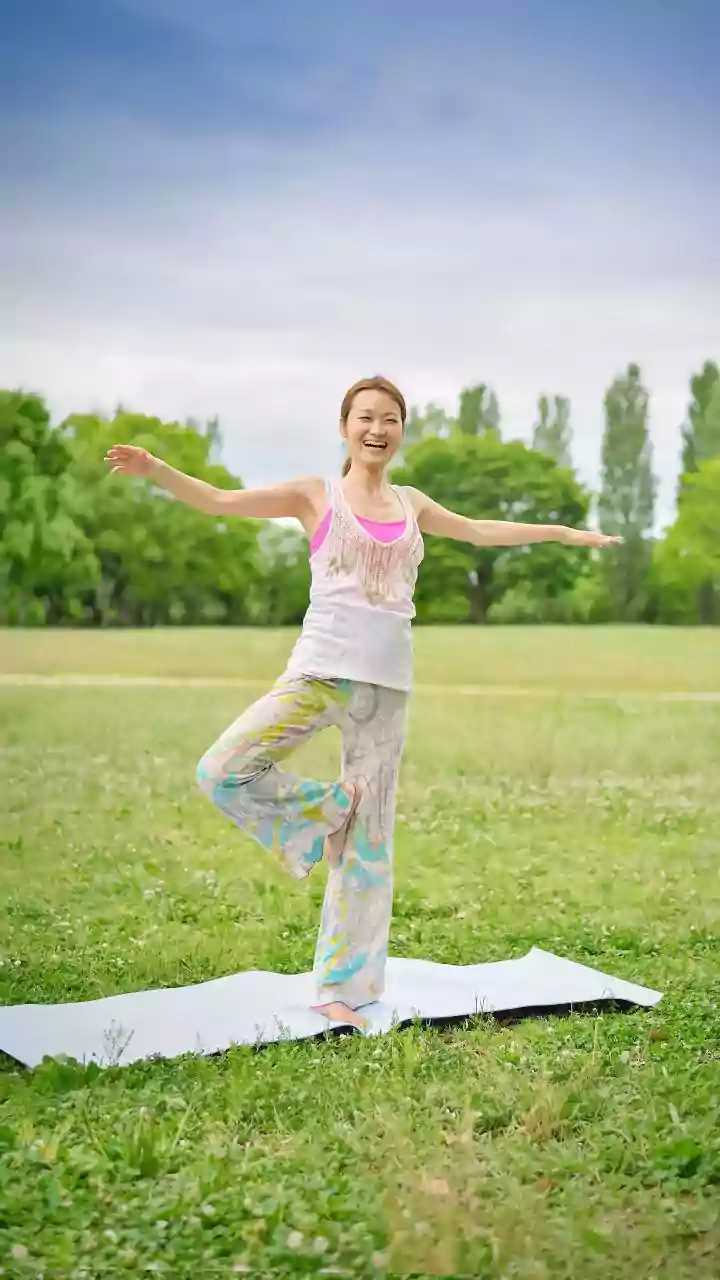 Tai Chi Outdoors Combines Slow Movement With Time In Nature Becomes More Relevant Once Beginners Need Stable Footing Before Focusing On Flow Is Con...