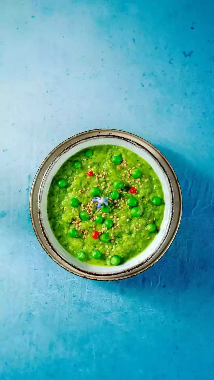 Fresh Herbs, Low Water and Cold Storage Define Better Green Chutney