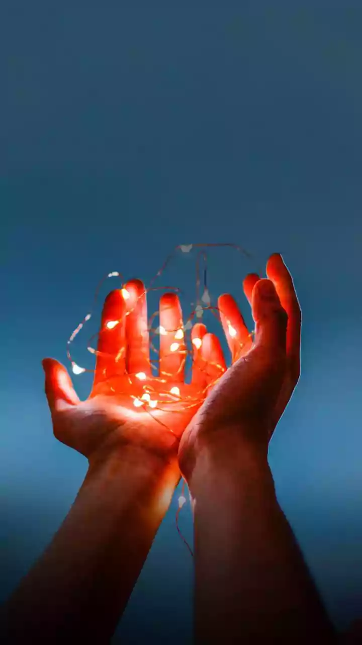 Teen accident victim gets new hands in transplant procedure at Mumbai hospital