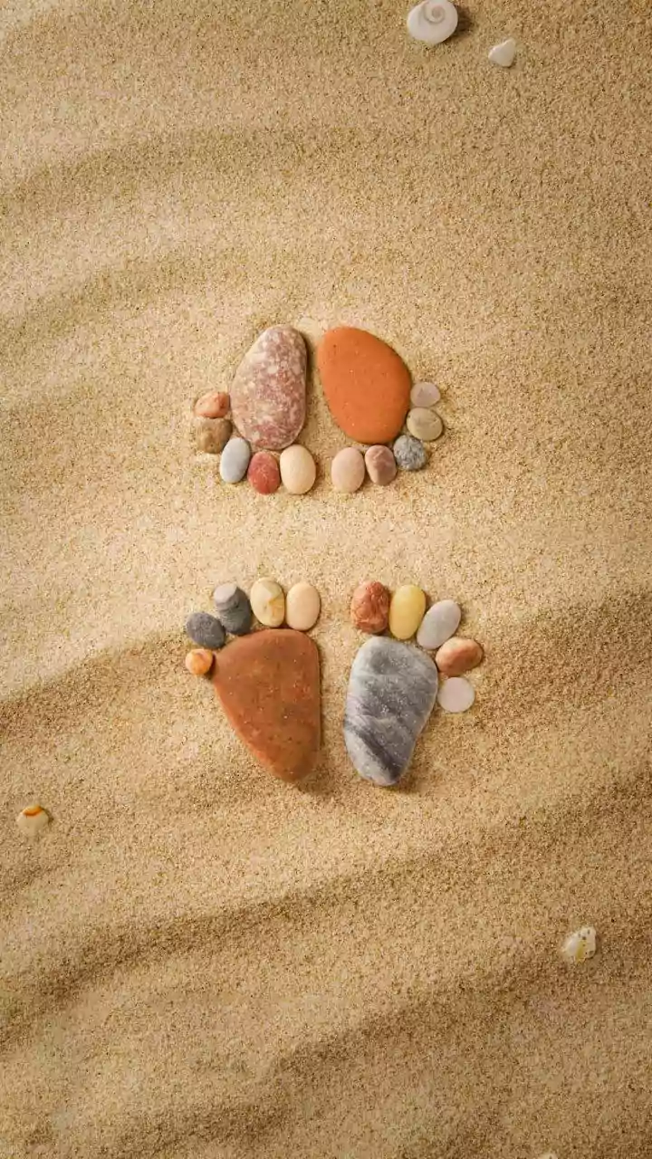 Creating sand art: 5 surprising benefits