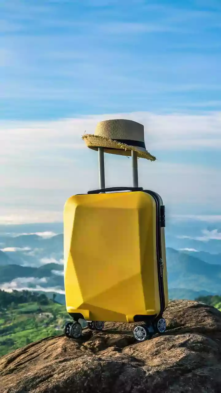 How To Pack Efficiently For Four-Day Trips Using Only Cabin Carry-On Luggage