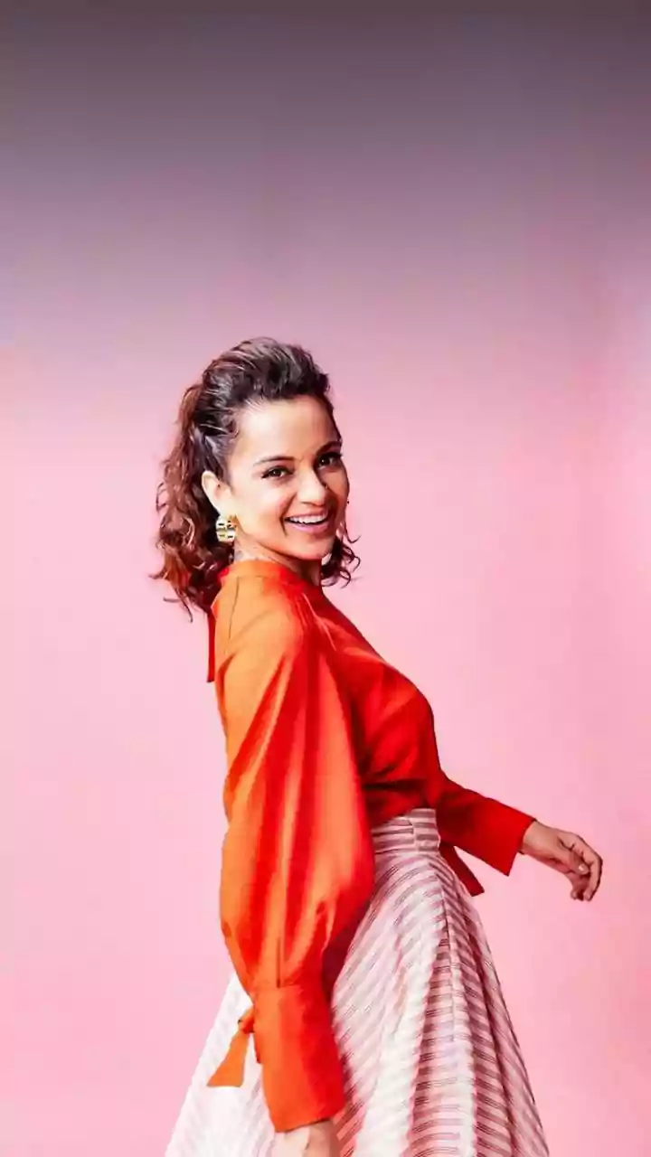 From Messy to Curly: Five Easy Ponytail Styles without Complex Styling