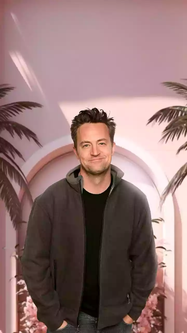 Matthew Perry's FRIENDS Scripts, Personal Items To Get Auctioned - How Can Fans Buy TV Legacy Memorabilia?