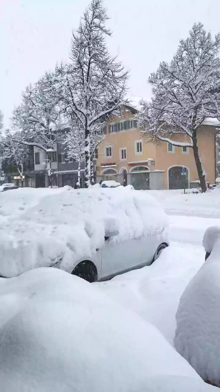 US: Powerful Winter Storm Batters California, Triggers Mudslides, Rescues And Evacuations | Viral Video