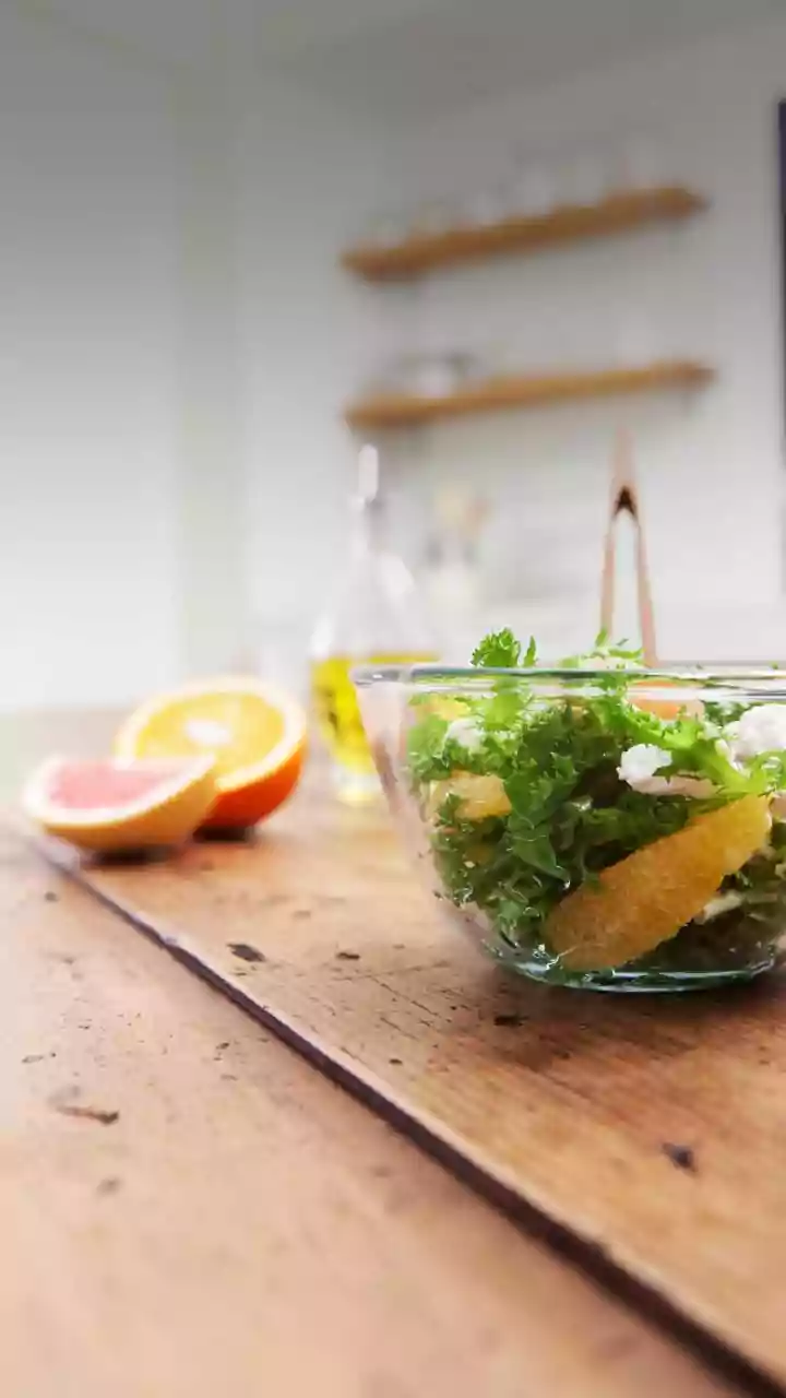 Why Adding Vitamin C Citrus To Leafy Green Meals Doubles Essential Plant Based Mineral Absorption