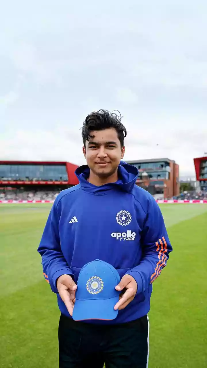 Who Gave Vaibhav Sooryavanshi His Debut India Cap? WATCH