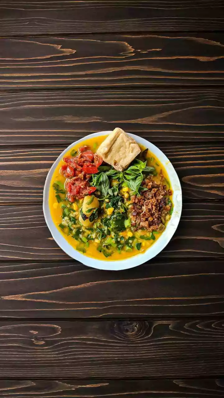 How Solo Travellers Lower Daily Expenses In Bali By Eating At Warungs