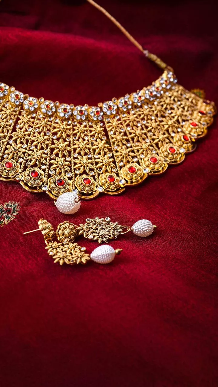 Bengaluru: Ex-Professor nabbed for stealing ₹32L in wedding jewelry