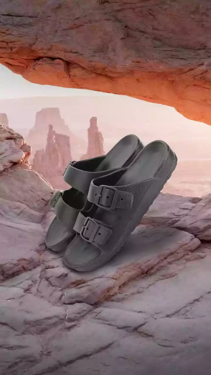 Step Up Your Comfort: Top Men's Sliders for Everyday Style & Support