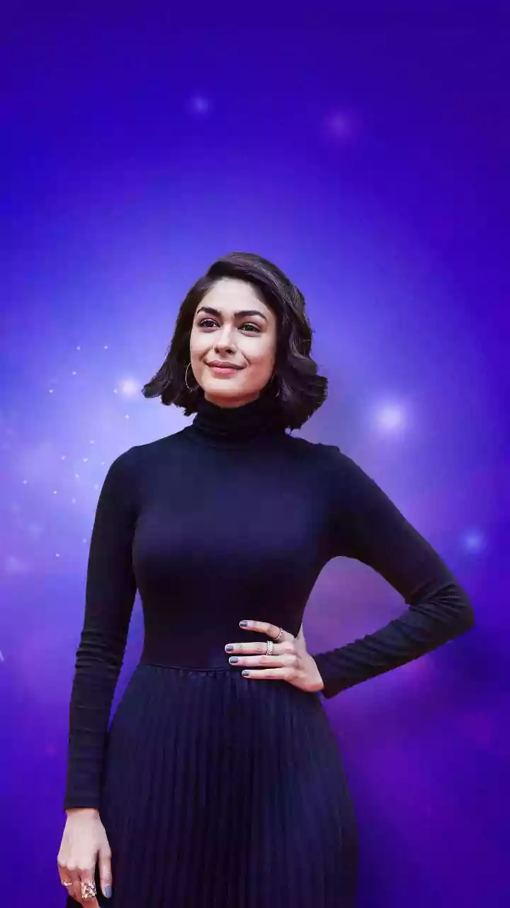 Mrunal Thakur wraps up filming for 'Dacoit'