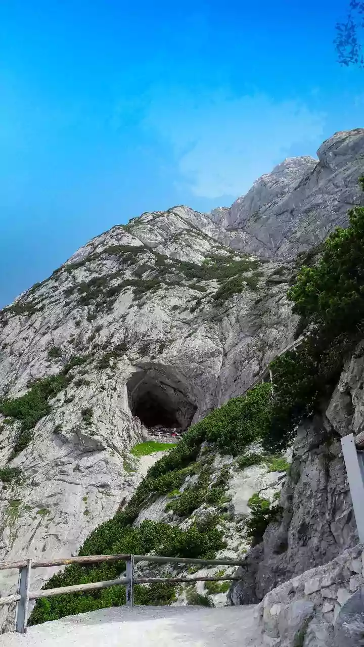 Vaishno Devi shrine tightens yatra rules for New Year crowd