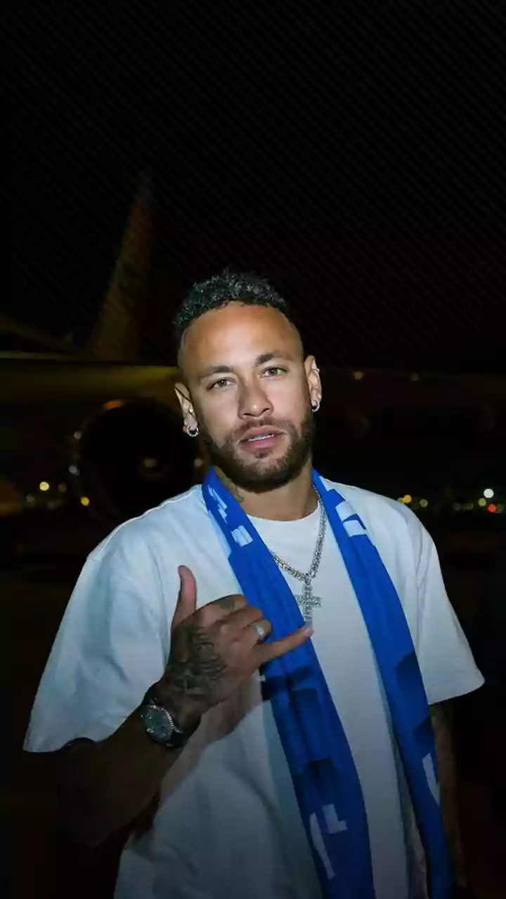 Footballers who own private jets