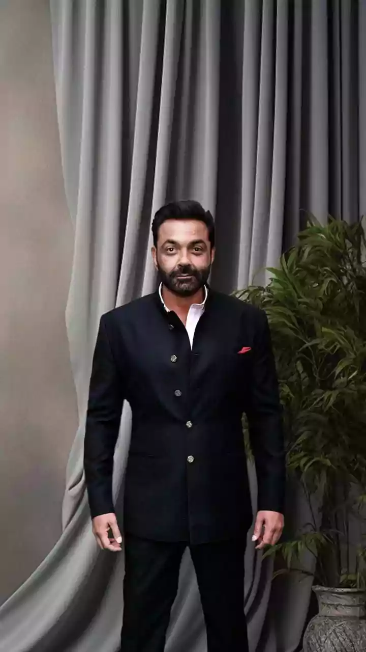 Bobby Deol Gives Voice To Dharmendra’s Younger Version In Ikkis