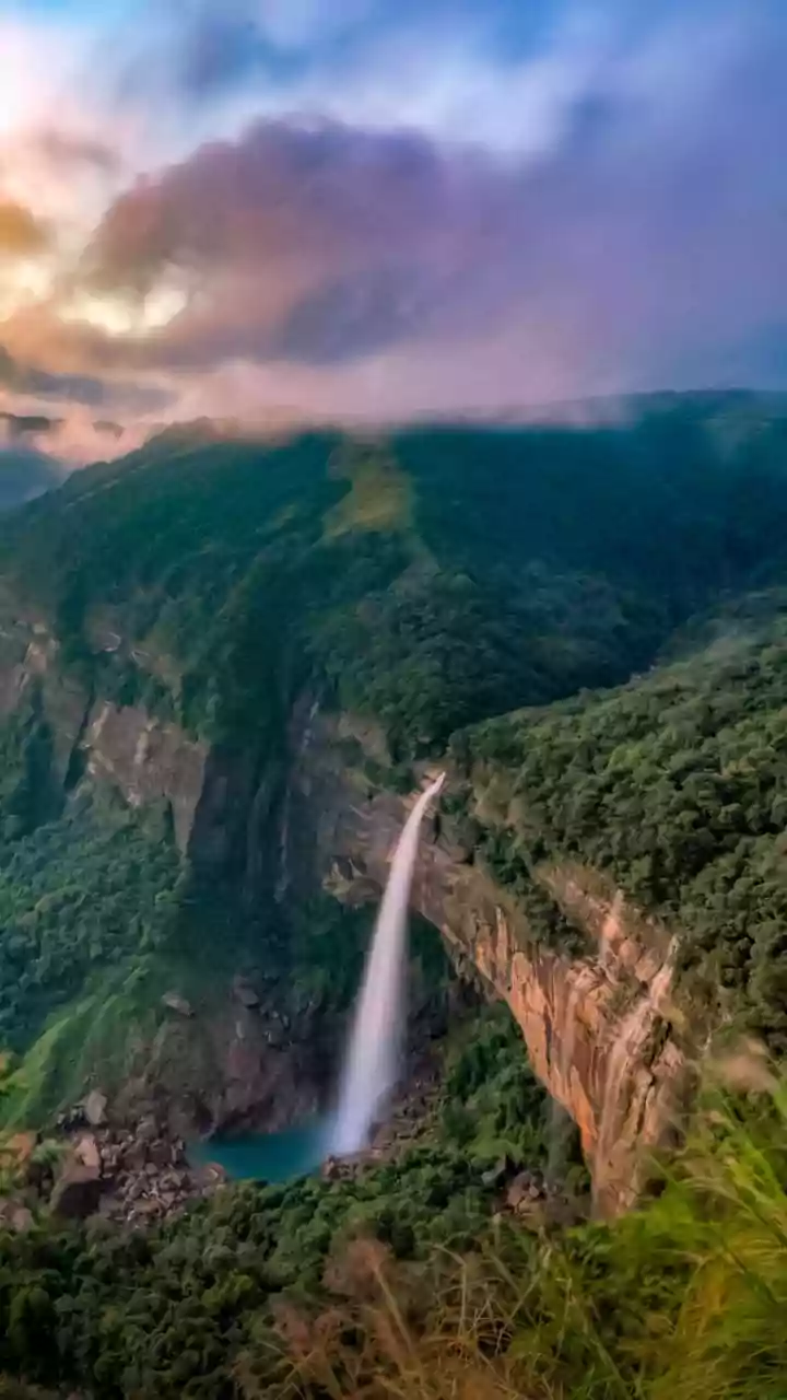 What India's Monsoon Booking Surge Reveals About Refundable Plans For Busy Rainy-Season Trips