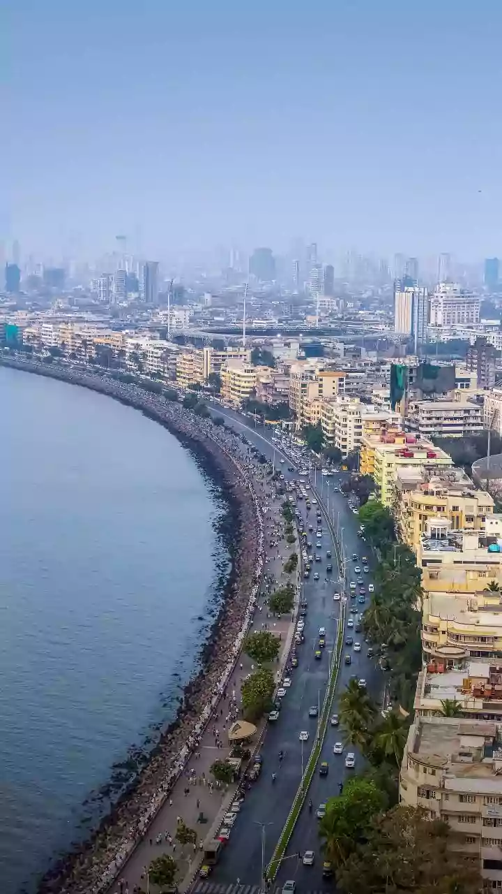 BMS, Accenture launch AI content hub in Mumbai to fuel tech-driven patient care