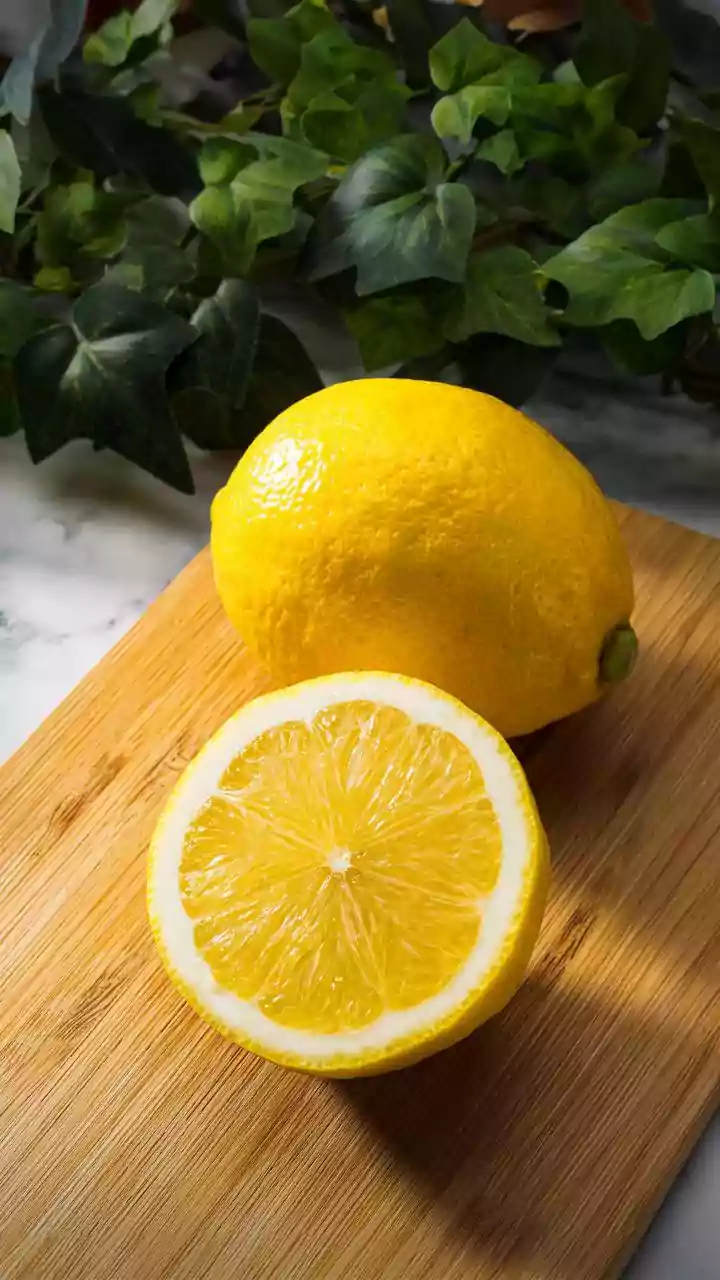 Tome cuidado! Limão cortado perde vitaminas e pode intoxicar o corpo