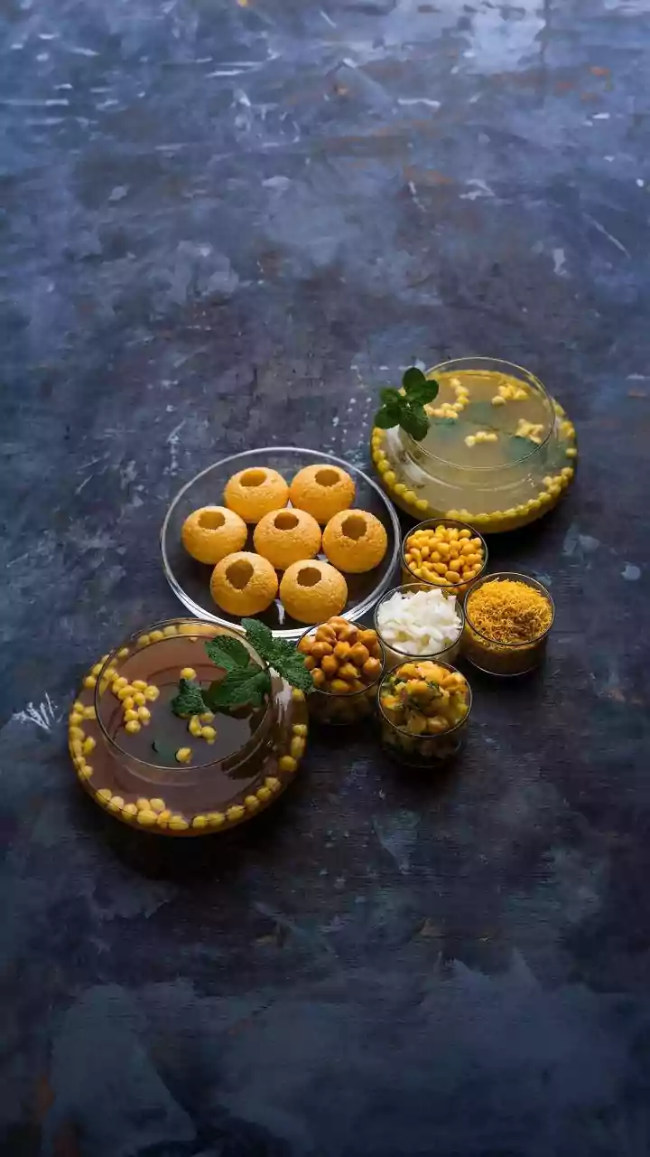 Japanese Woman's Pani Puri Obsession Leads to Viral Sensation and Business Dreams