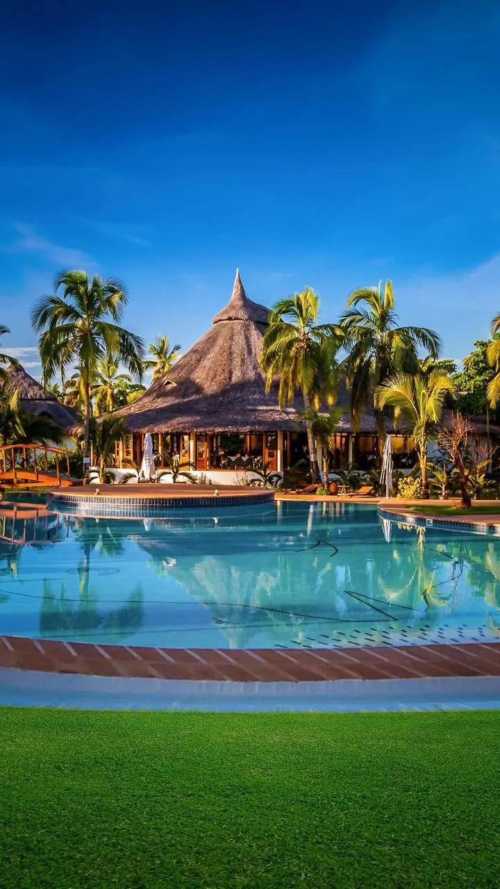 Unforgettable Stays: Top Hotels Across the US, Canada & Caribbean