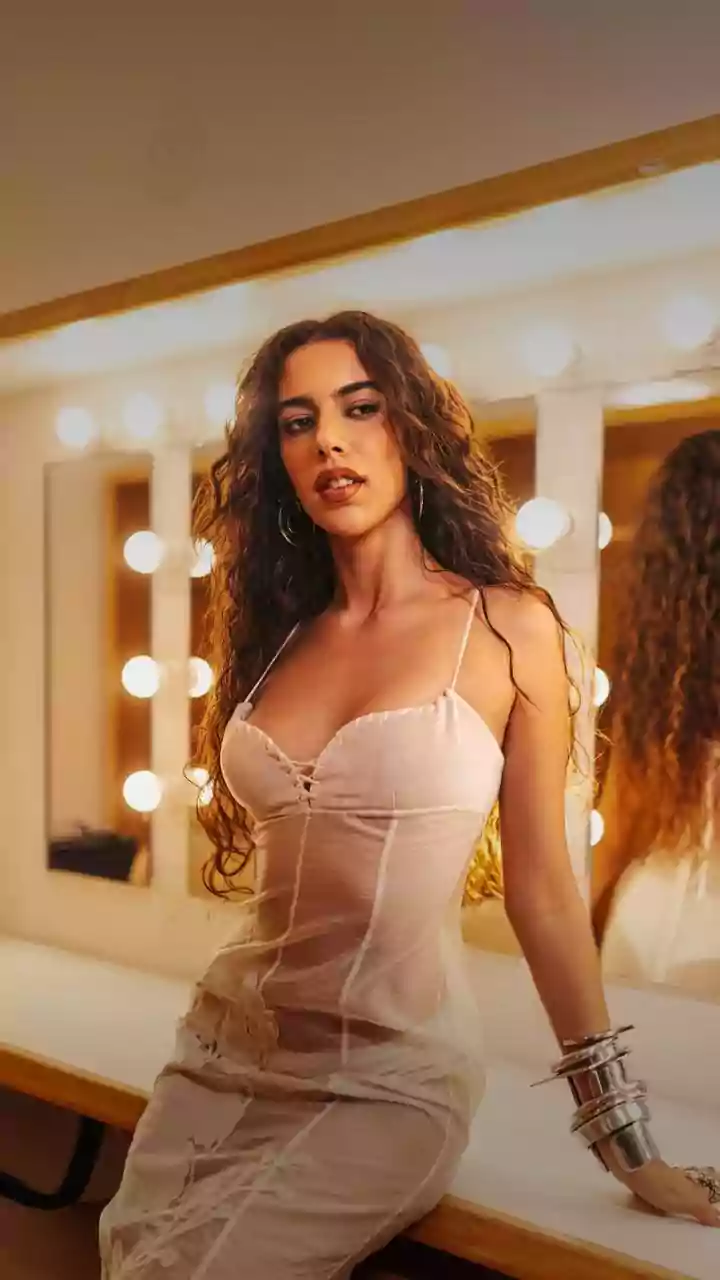 Aos 29 anos, cantora fala sobre casamento com ex-bbb:'Não vou dividir bens de forma alguma'