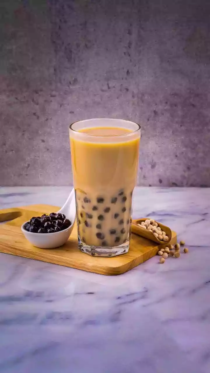 A febre do chá com leite da Mixue: receita simples para fazer a bebida em casa