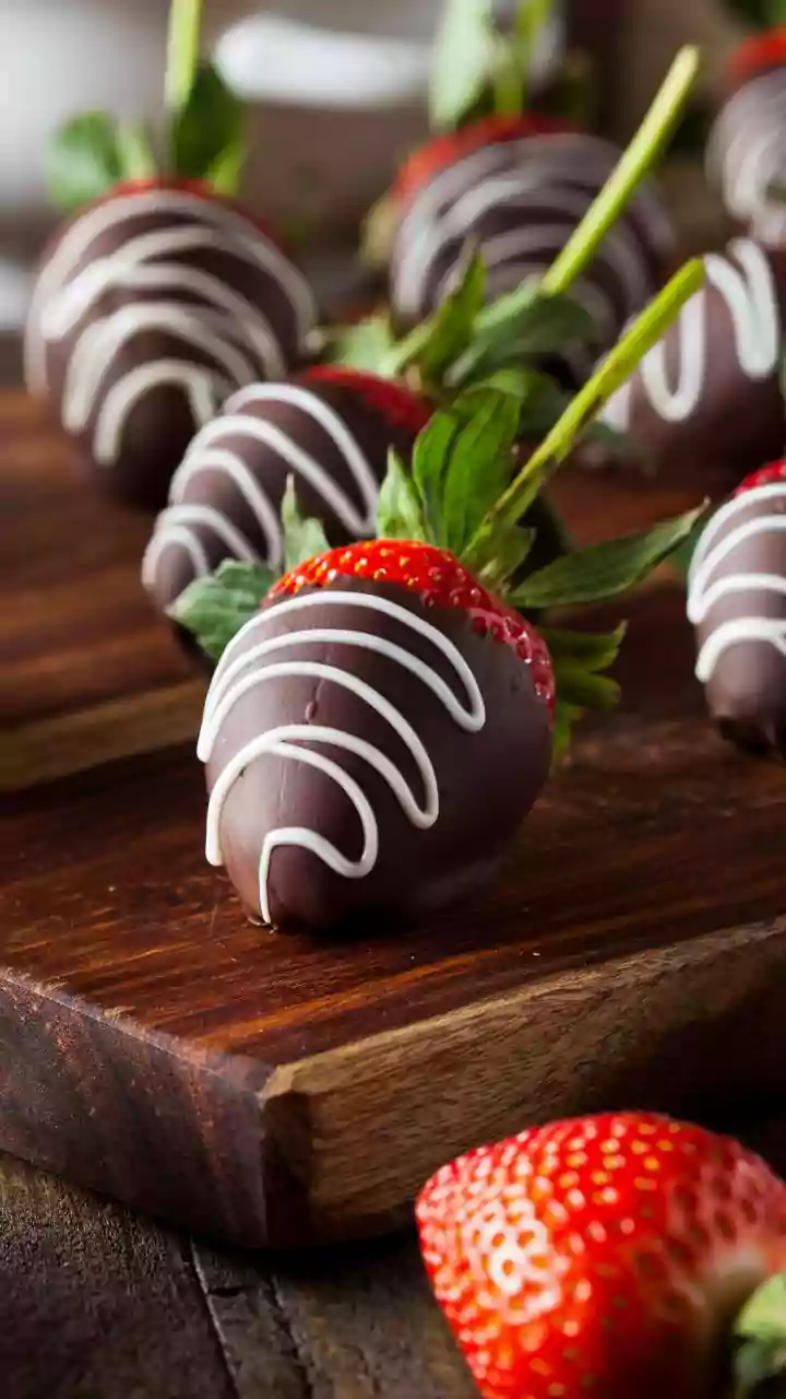 Berry brightness, cocoa depth – February taste shift