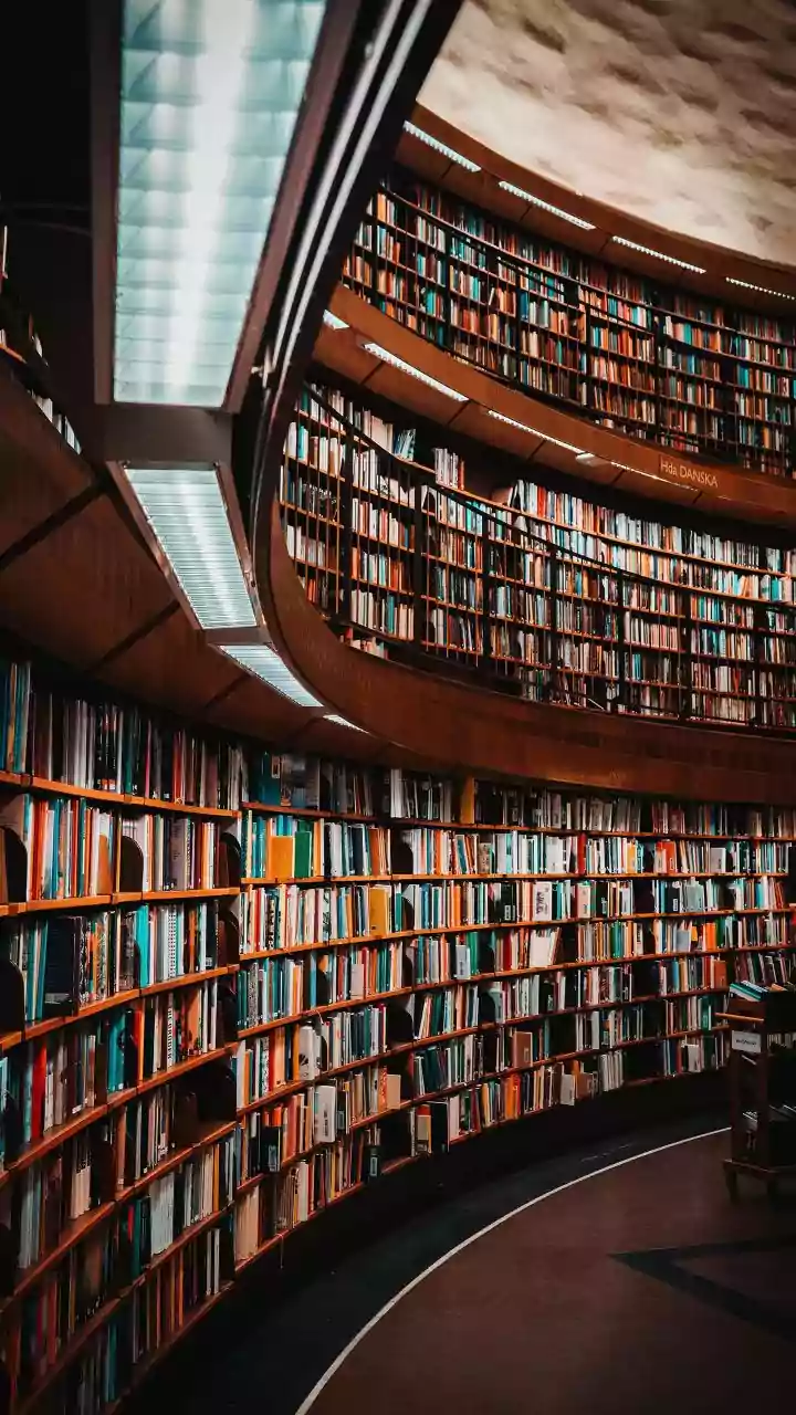 How Recorded Lecture Audio Gets Transformed Into Neat Digital Notes Via AI Tools