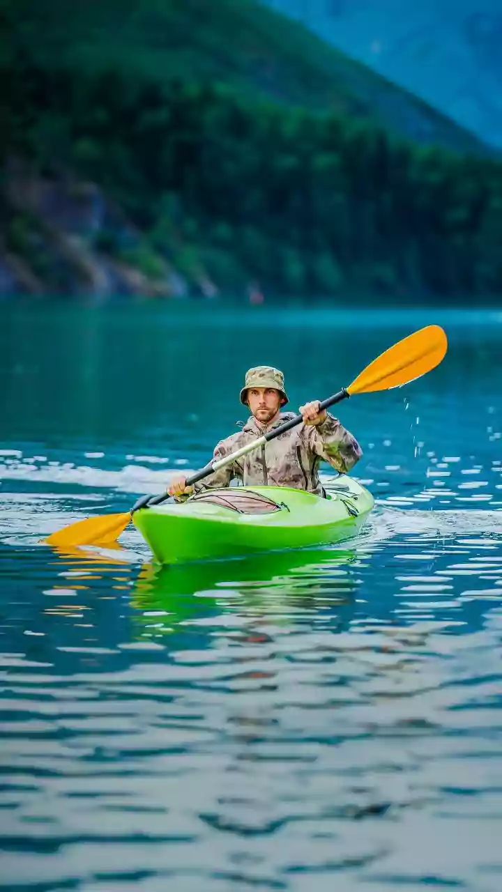 Meghalaya Clean Water Kayaking Drives Combine Eco-Conscious Travel Principles With Thrilling River Navigation Today