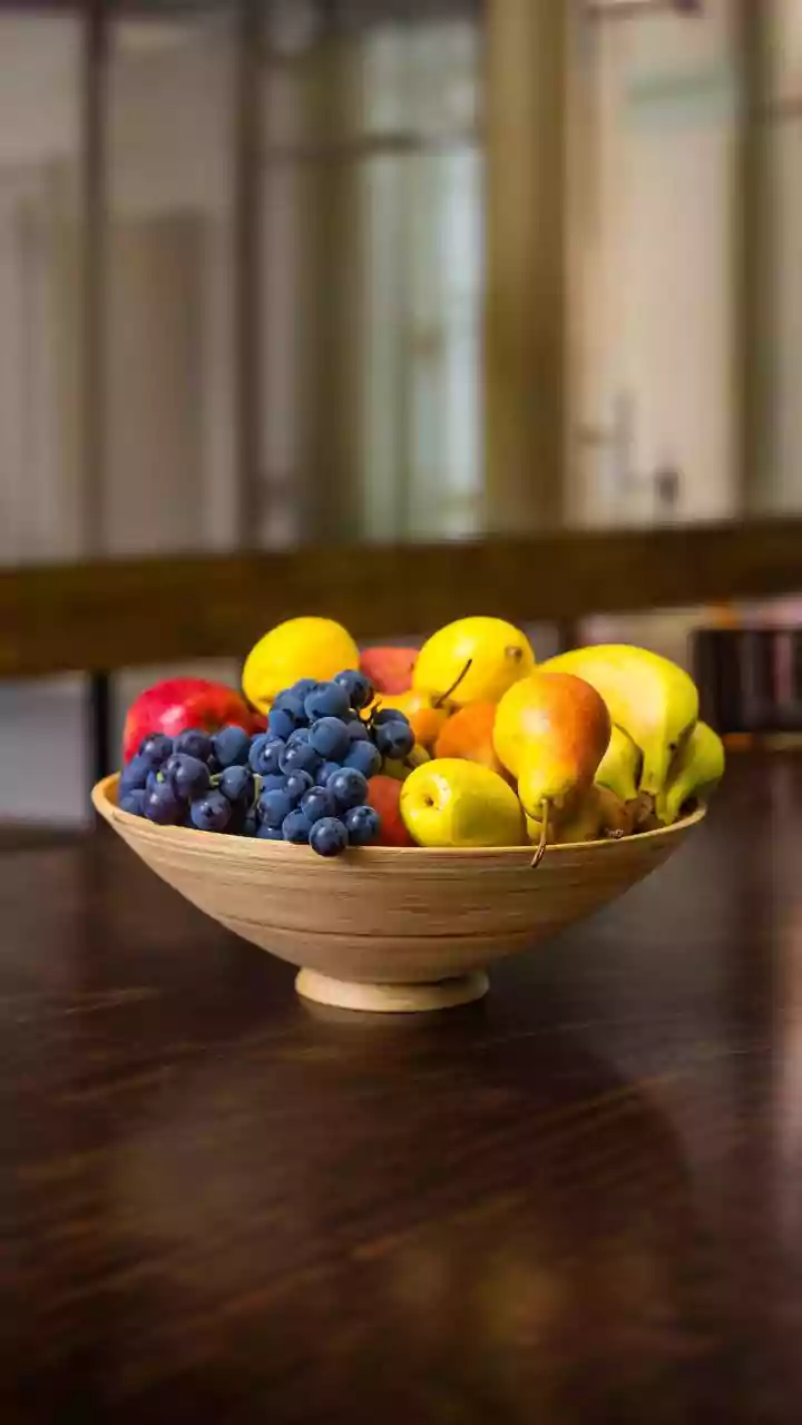 Bananas Ripen Quickly Near Apples Because of a Plant Hormone