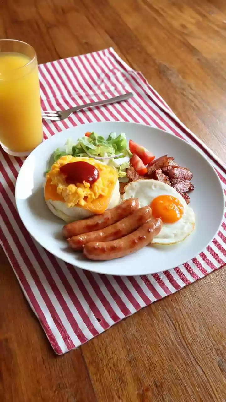 Rich food, slow digestion – holiday breakfasts that drain energy