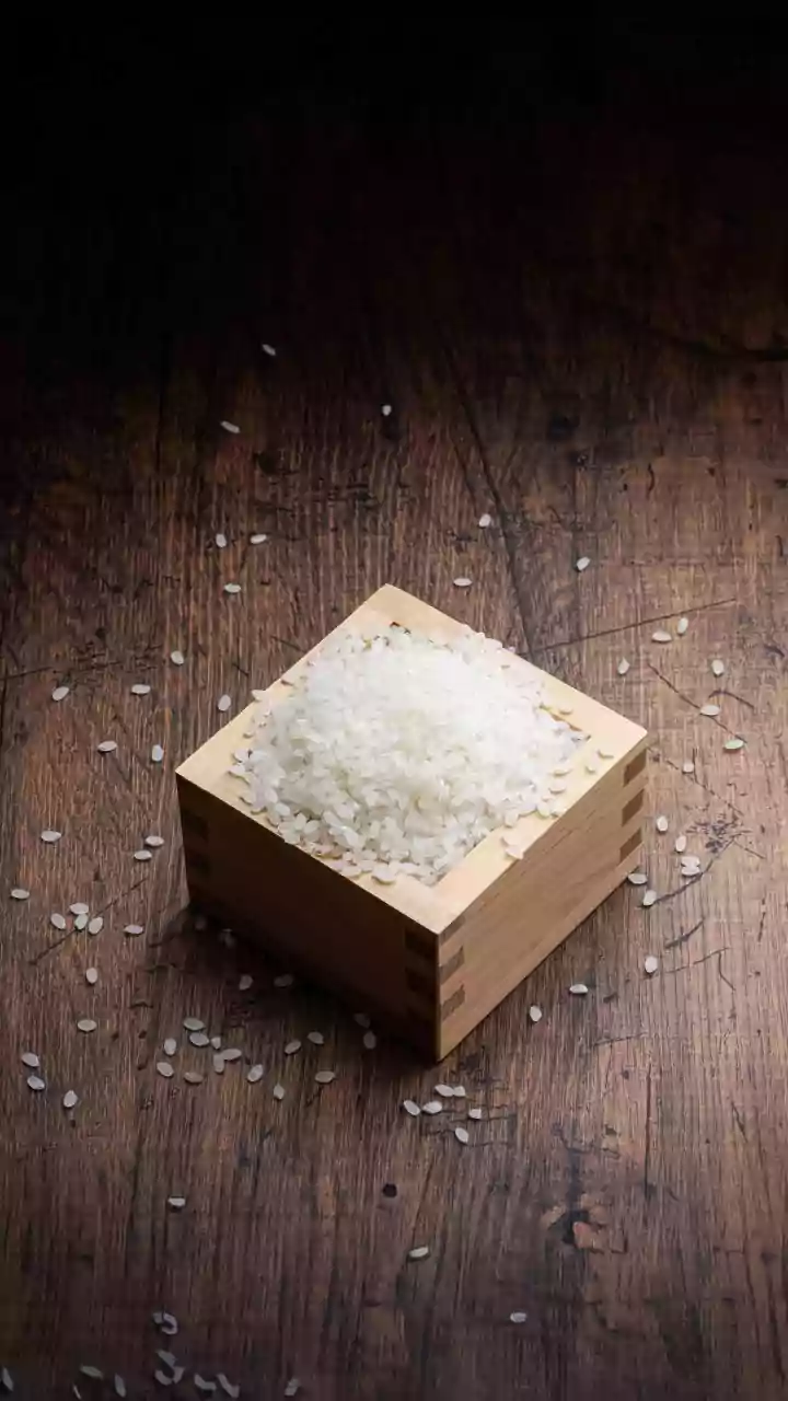 The Latest Bharat Atta and Rice Release Keeps Bharat Atta and Rice Comparison Anchored to Pack Size