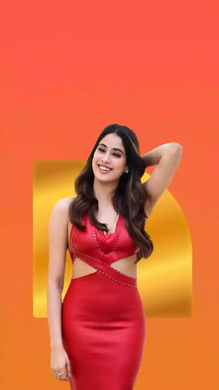 Janhvi Kapoor's 29th Birthday: Keto Cake & a Gourmet 5-Course Meal