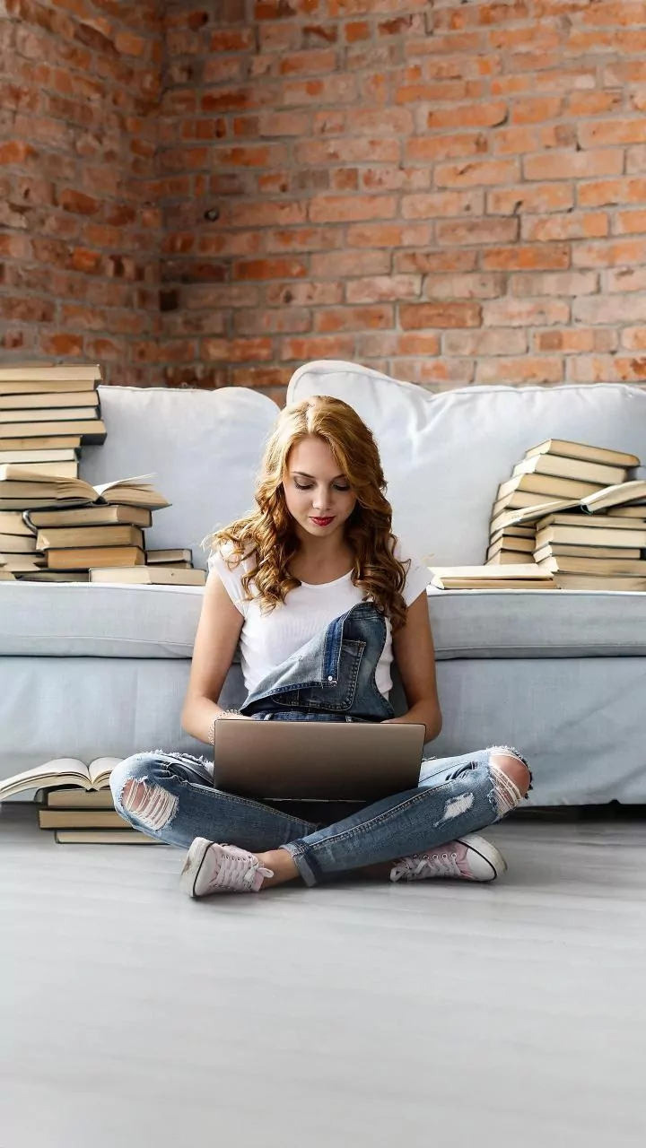 Students Are Using AI For Homework, But Google Still Matters For Research