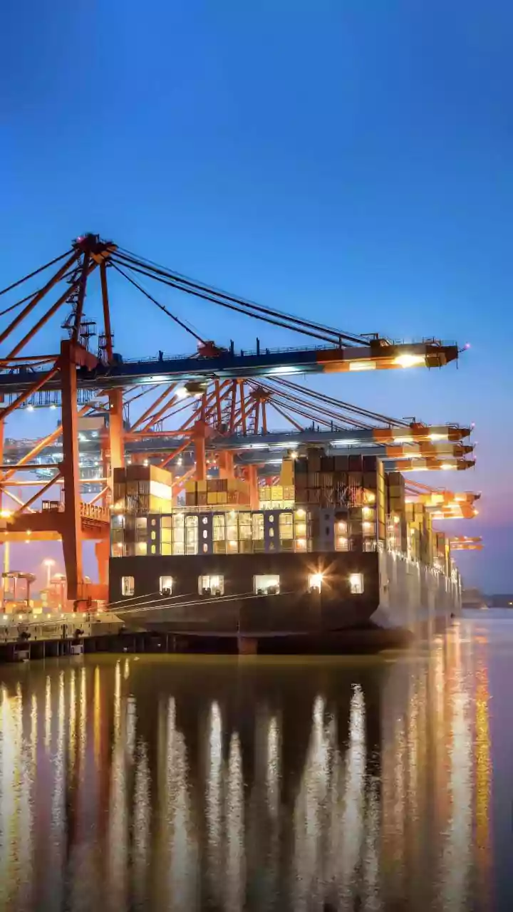 Maritime Week 2025 : PM Narendra Modi address Maritime Leaders Conclave in Mumbai, Says 'India's Ports Among Most Efficient'