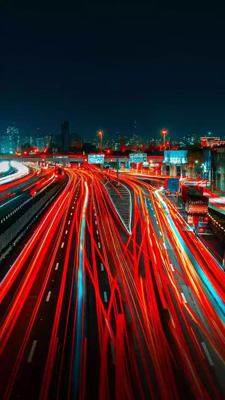A Viral Tesla Test Captures the Complexity of Urban Indian Traffic
