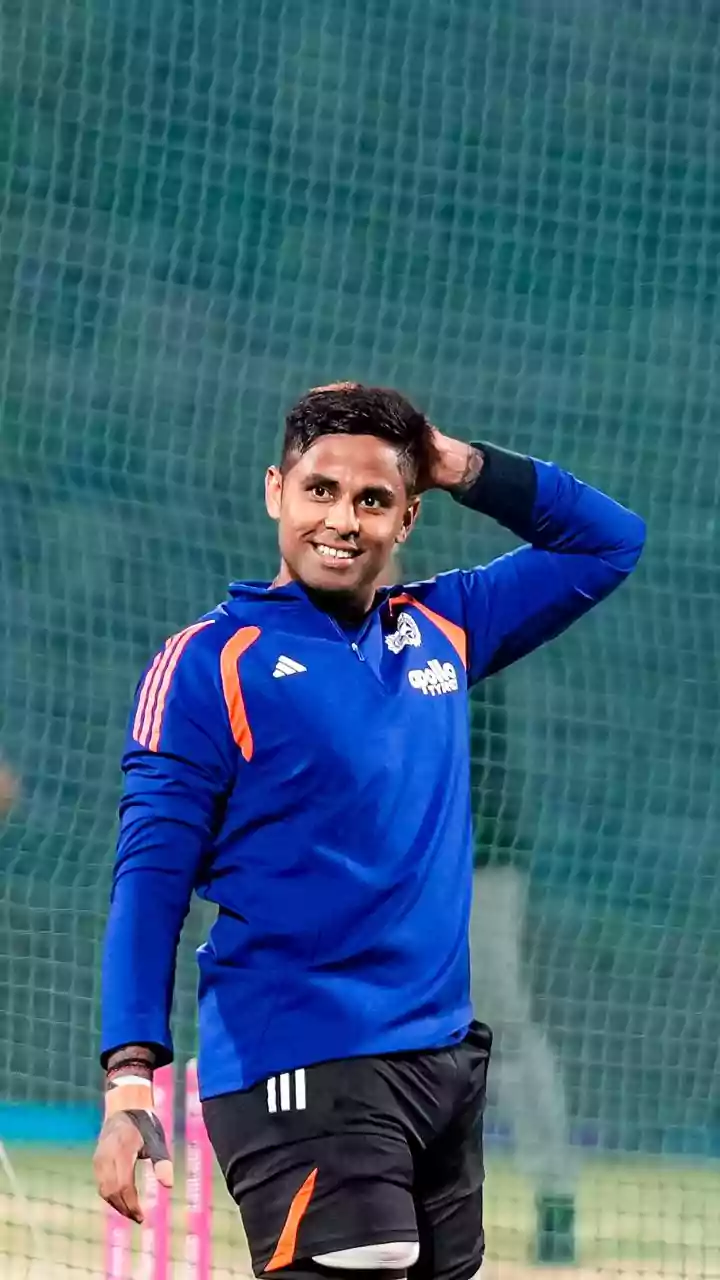 Does Suryakumar Yadav perform better at No. 3 or No. 4 in T20Is?