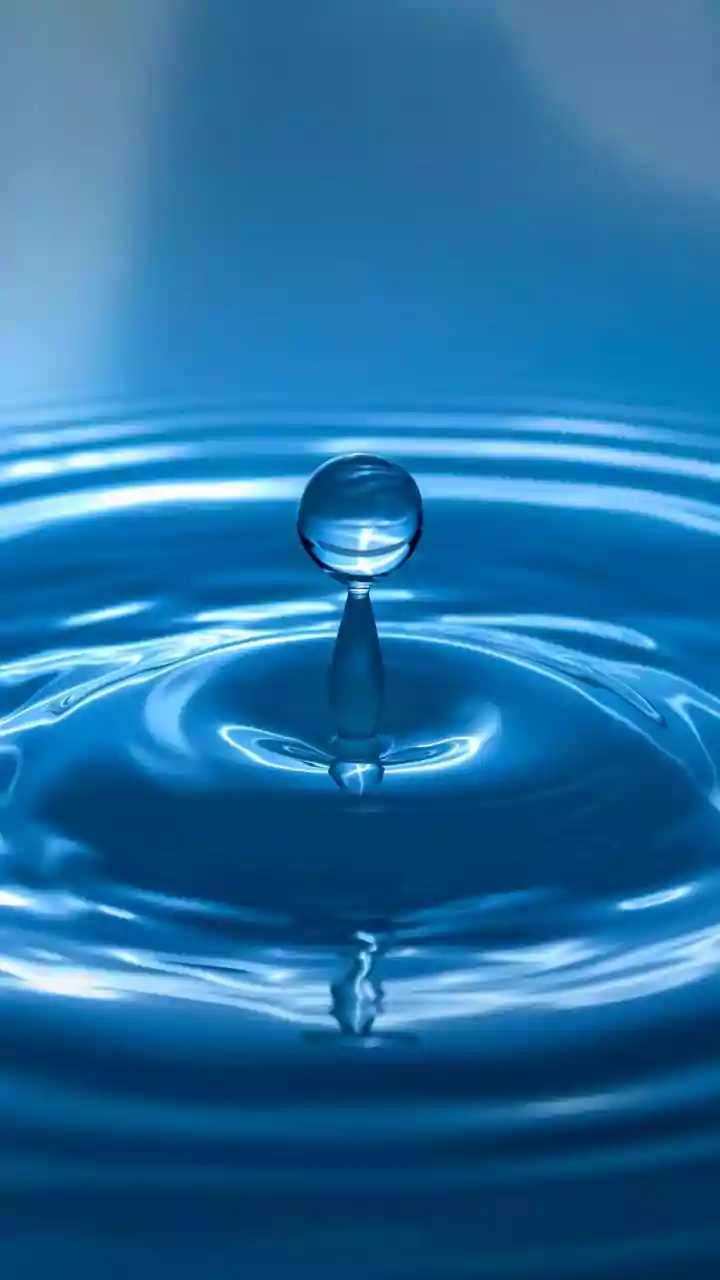 Kiel University researchers developed CAU-10-H harvesting water from dry air