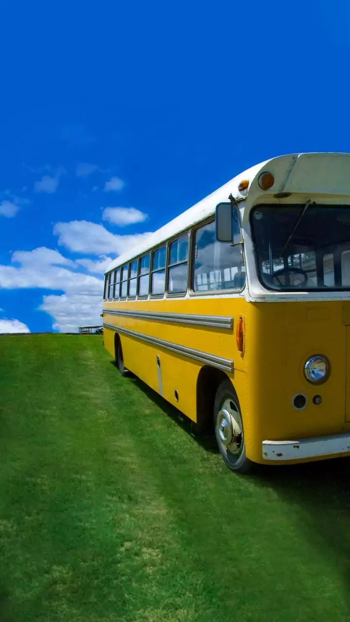 3 killed, 12 injured in collision between state bus, tanker in UP's Hathras