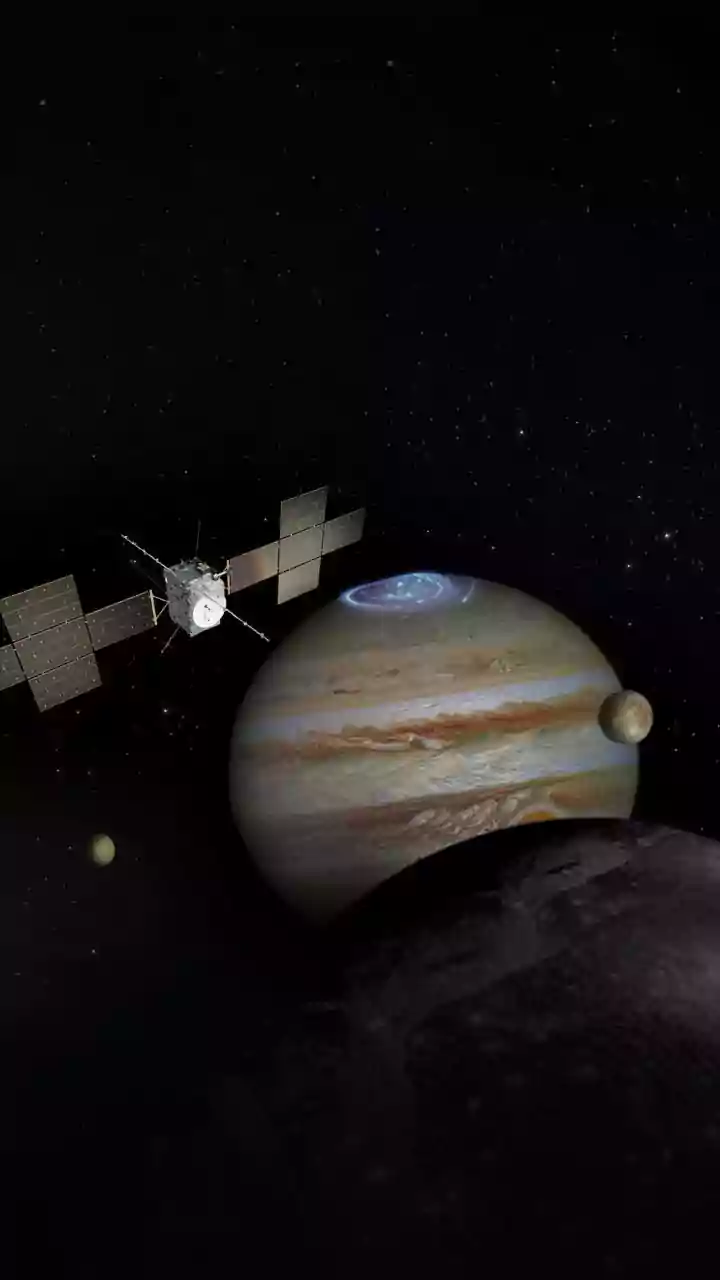 Astronomy Lovers Track Jupiter Moon Transits Using Backyard Basic Telescopes