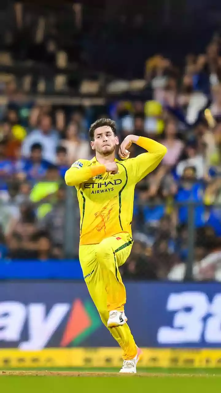 IPL 2026: Noor Ahmad, Akeal Hossein shine as CSK restrict Delhi Capitals to 155/7