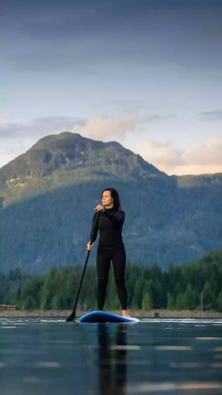 Stand-up paddleboarding v/s roller skiing: Which is better for arms?