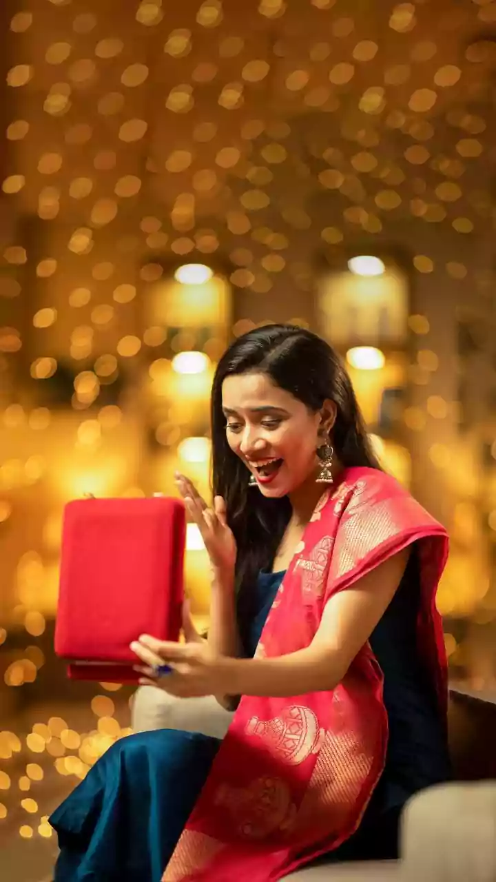 Elegant Pongal gift picks your wife will cherish