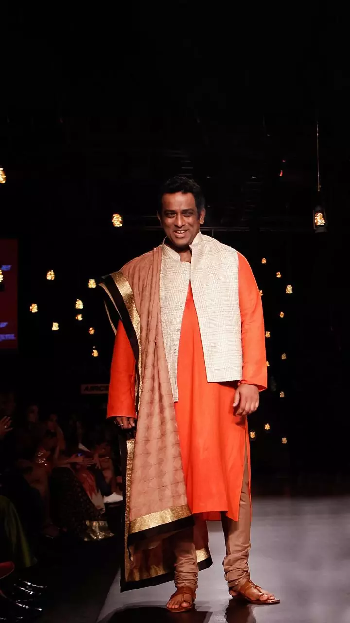 Kartik Aaryan-Sreeleela film on schedule, to release this year: Director Anurag Basu