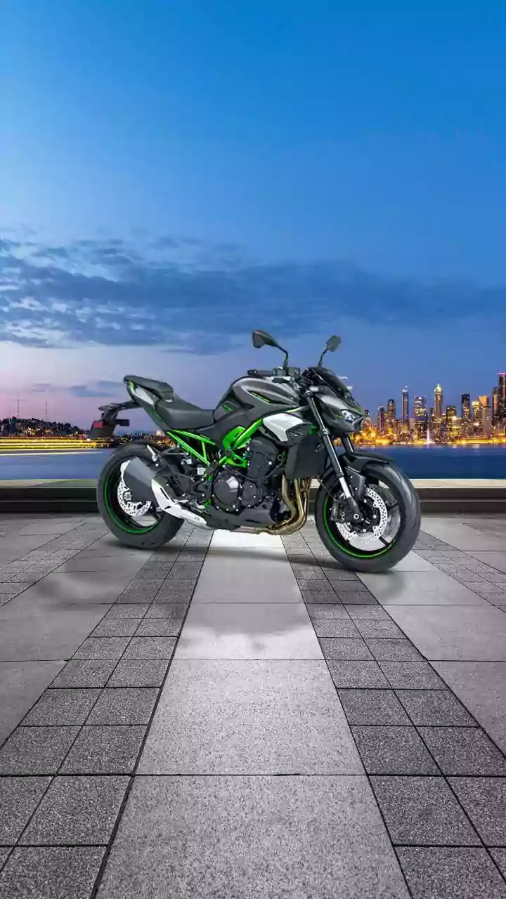 Unveiling the Kawasaki Z1100: Advanced Tech Meets Classic Style