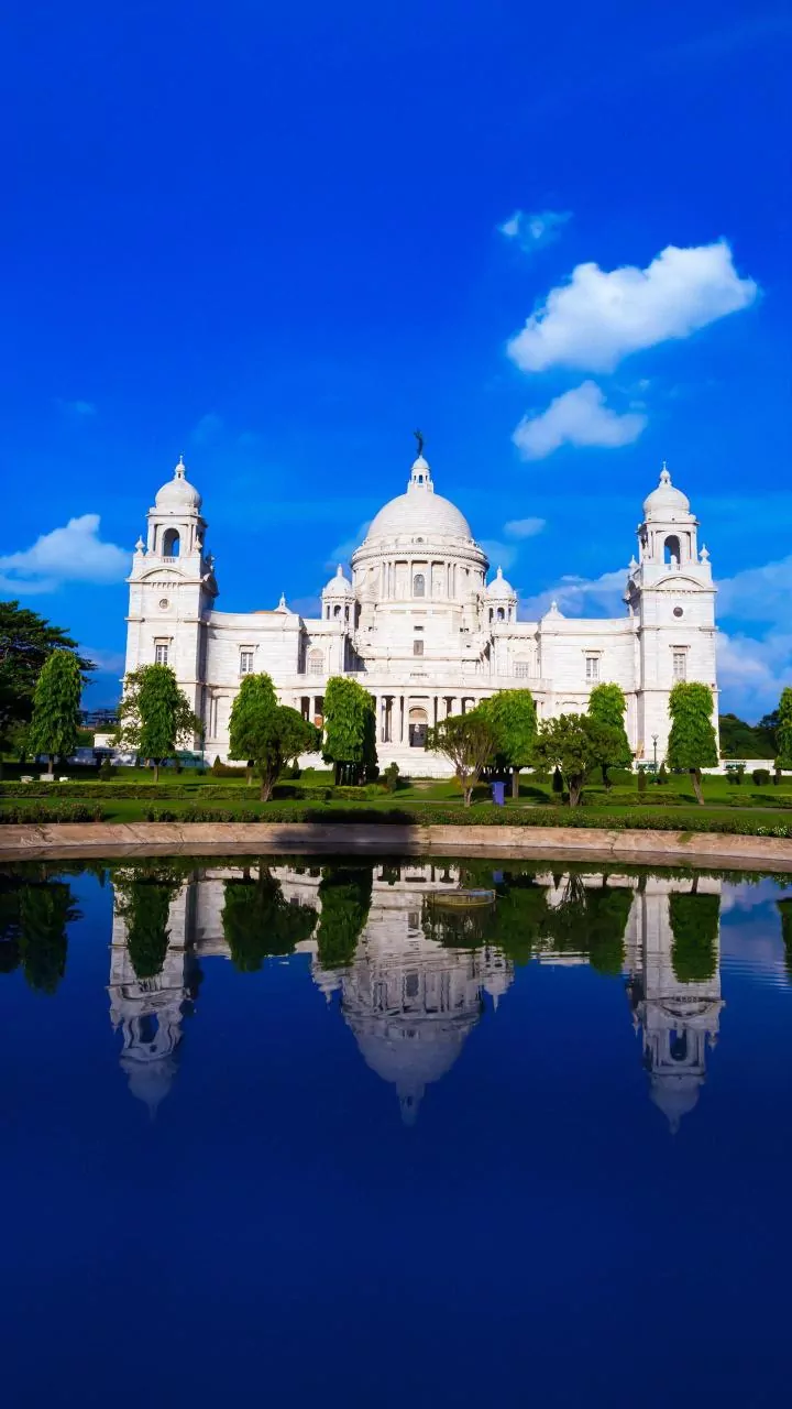 Kolkata's Most Famous Old Buildings That Are Worth A Visit