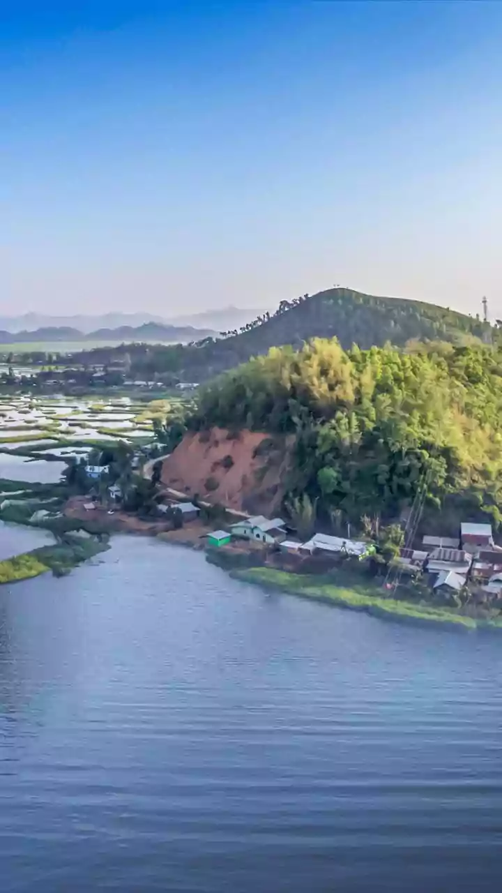 Myanmar's Crossroads: A Nation at a Turning Point?