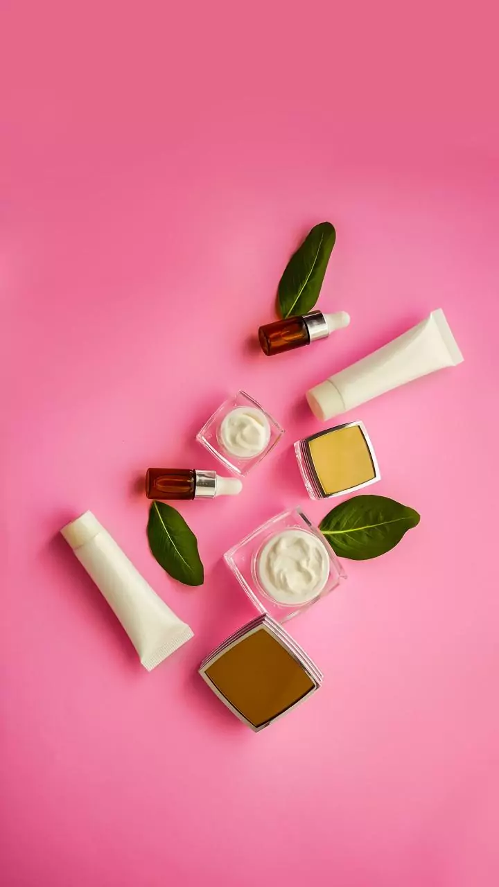 A conta de custo por uso em produto de skincare