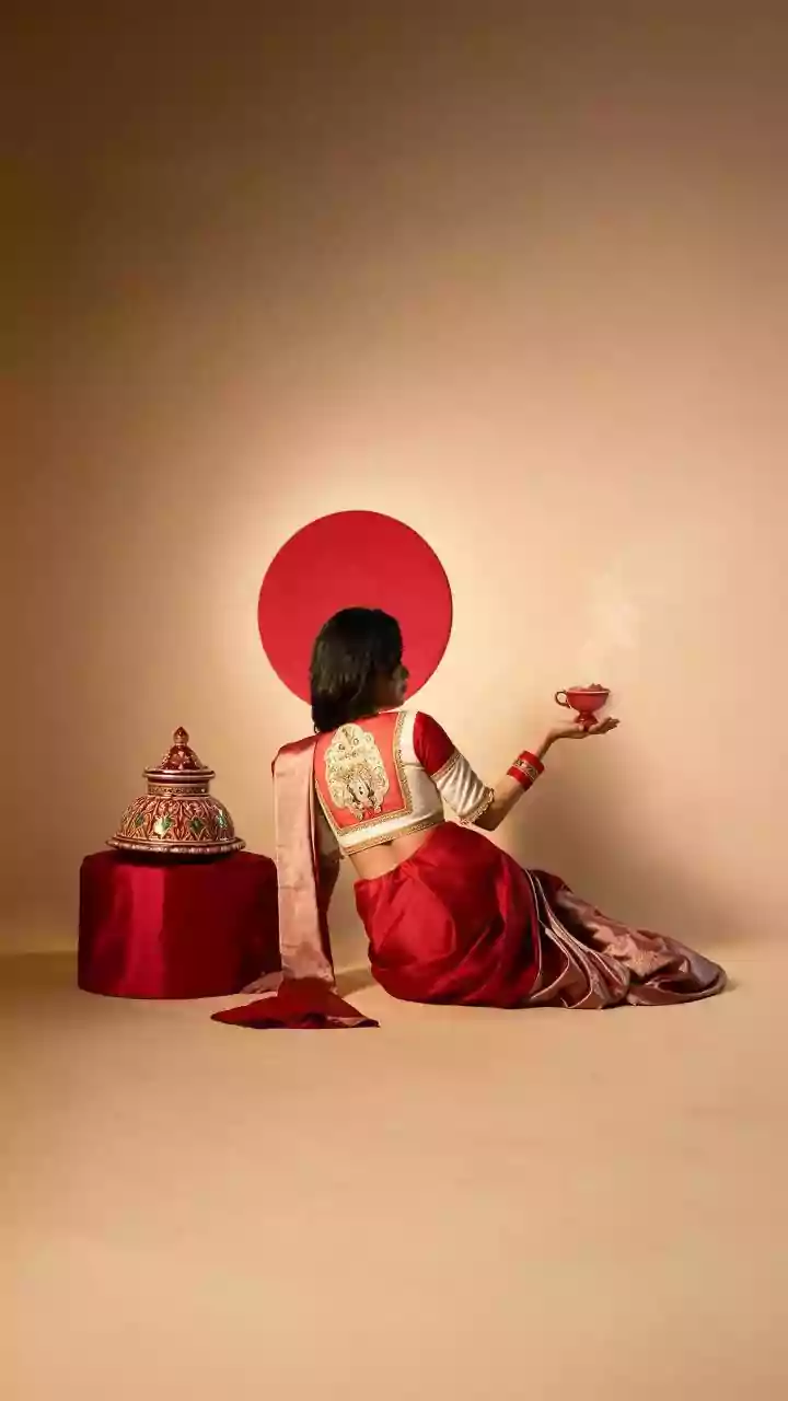Why Minimalist Tailoring Blends Efforlessly With Vibrant Traditional Indian Fabrics For Youth
