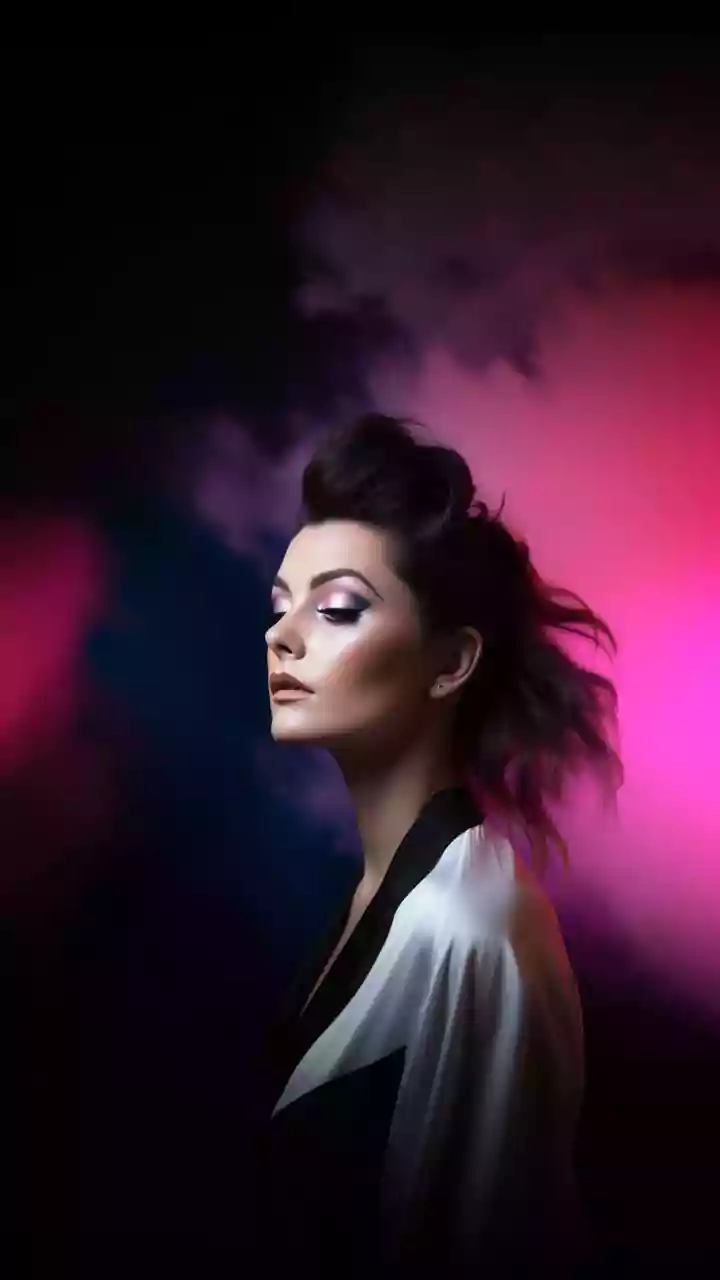 Makeup Lovers Trade Minimalism For Drama