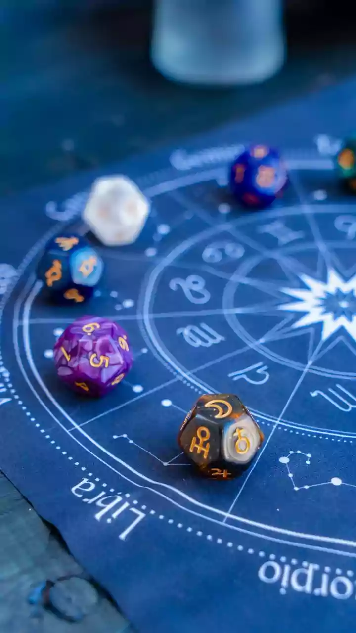 Capricorn's Cosmic Compass: Navigating Love, Career & Finance on March 16, 2026